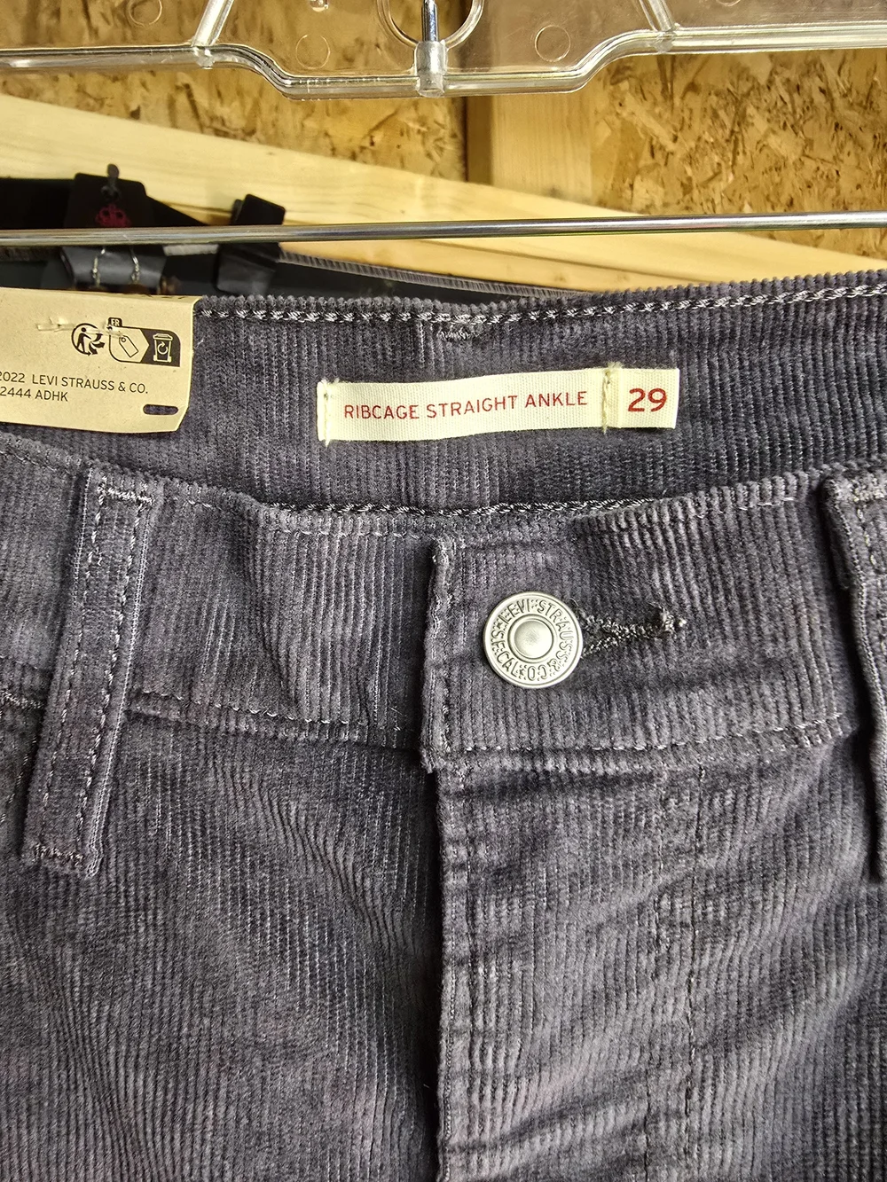 #150 Levi's Men's Gray Corduroy Straight-Leg Pants
